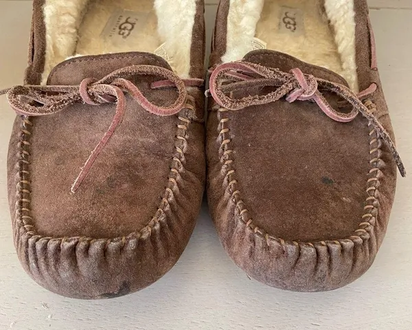 UGG Suede Shearling Moccasin Slippers Dark Brown size 8 - Image 7