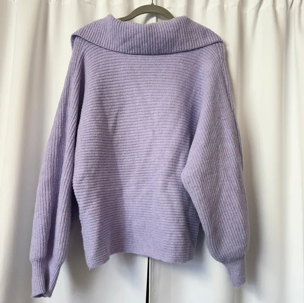 Light Purple Bishop Collar Oversized Valentine's Day Sweater Size Small - Image 6