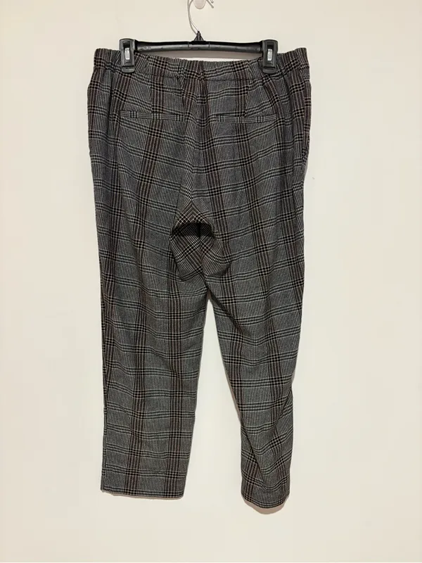Old navy pull on straight leg plaid pants grey size 10 - Image 3