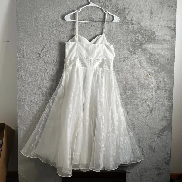 Vintage Eliza J Romantic White Organza Wedding Bridal Dress Floral Waist Detail‎ - Image 3