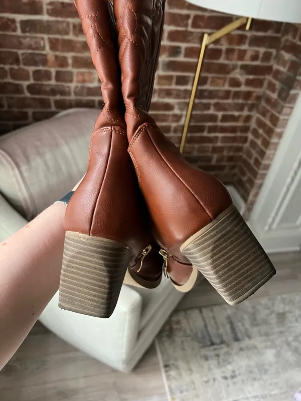 Berness Brown Heeled Cowgirl Boots - Image 4