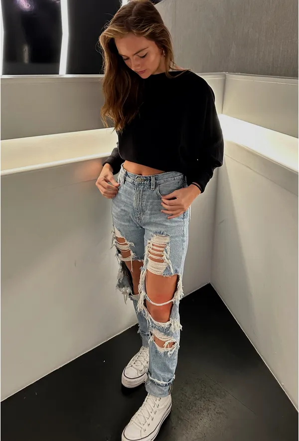 American Eagle Jeans - Image 3