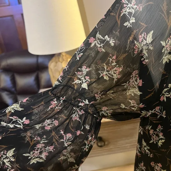 Vici Floral Blouse - Image 5