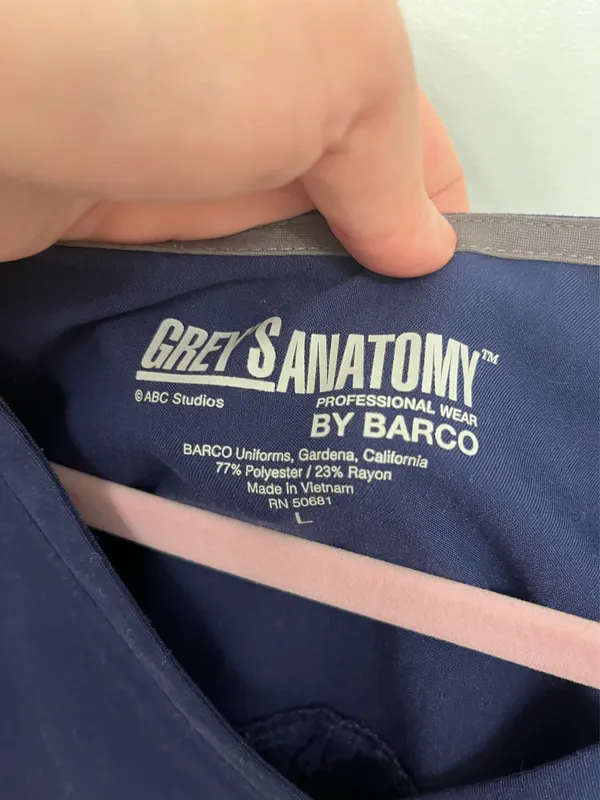 Grey’s Anatomy Barco Grey's Scrub Top - Image 3