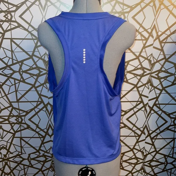 😇NIKE DRI-FIT Periwinkle TANK, Size Medium - Image 2