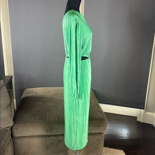 Women’s Green One-Shoulder Midi Dress Side Cut Out Side Zip Size M NWOT - Image 3