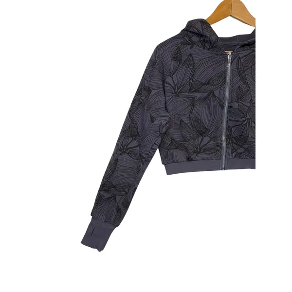 Buff Bunny Collection Cropped Zip Up Hoodie Charcoal Leaf Print Athleisure‎ M - Image 6
