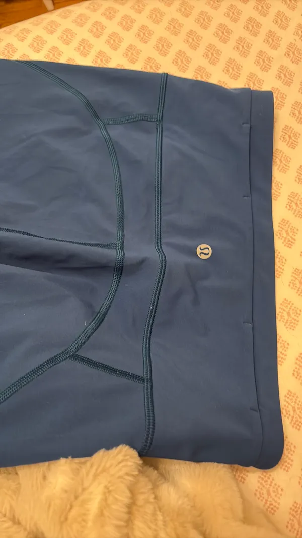 Navy Lululemon Capri Leggings - Image 6