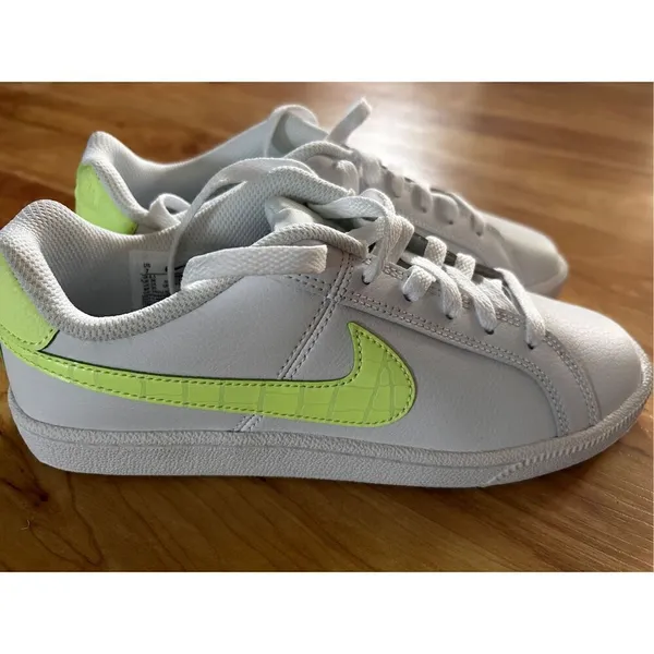 Nike Women's Court Royale Tennis Shoes White Barely Volt Size 7 - Image 5