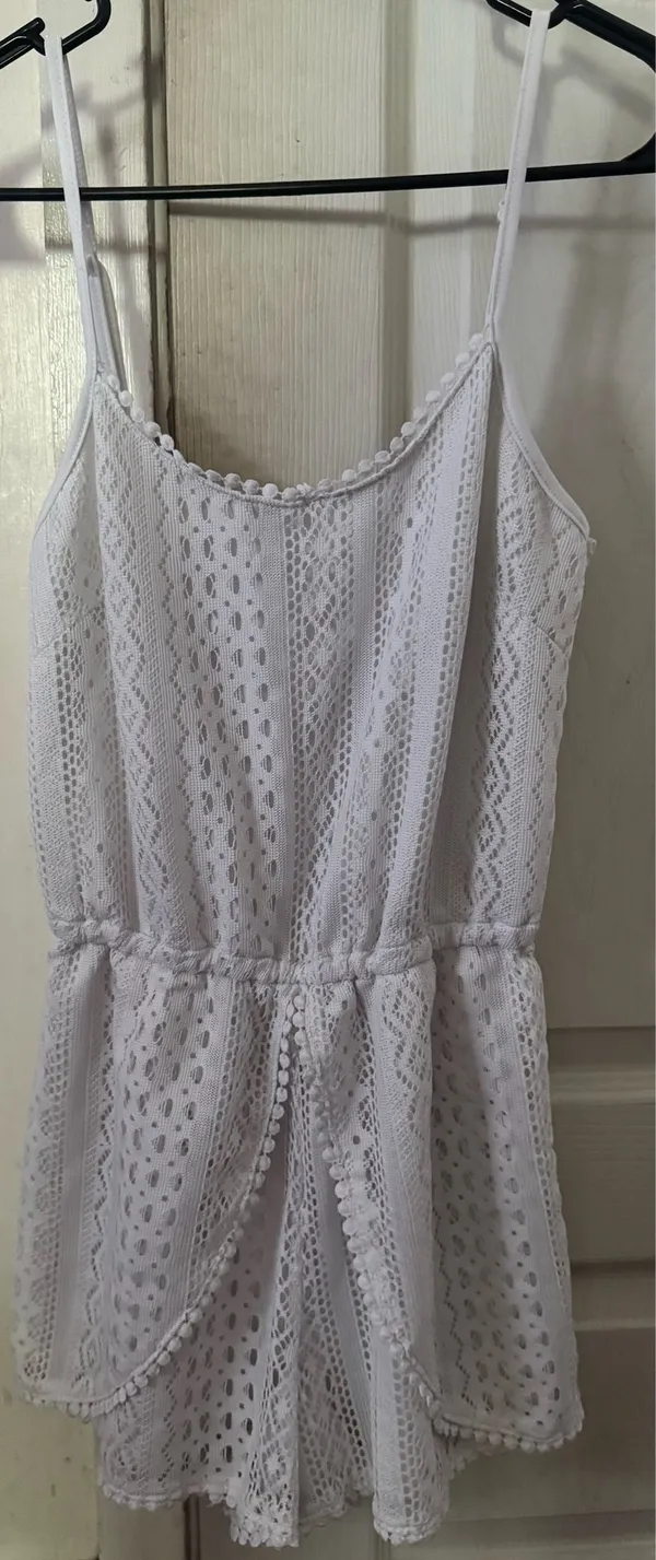 White laced romper - Image 3