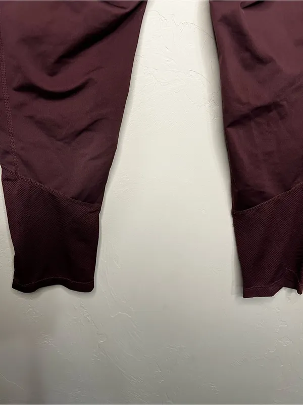 Nike Womens Epic Fast Dri-FIT Running Cropped Capri Burgundy Pockets‎ Leggings - Image 8