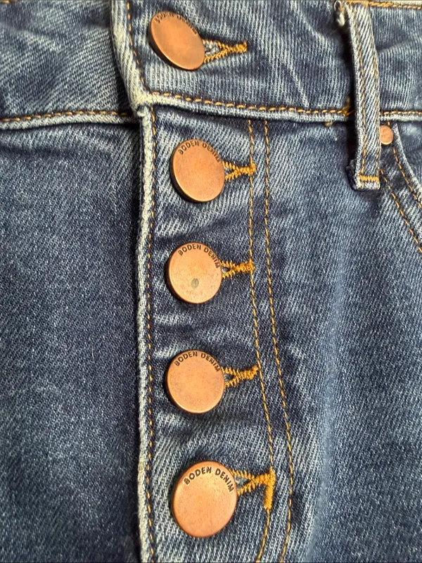 Boden Denim Button Fly Flare Denim Jeans Medium Wash High Rise Size 6 Regular - Image 5