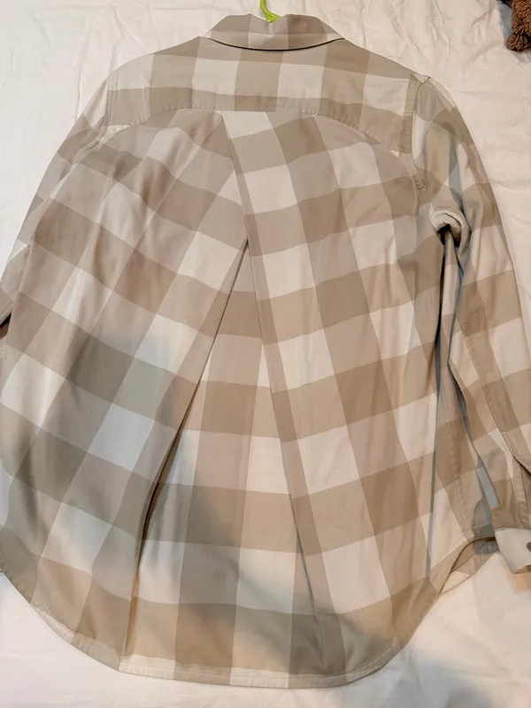 Lululemon Size 8 Beige White Buffalo Plaid Flannel Button Down Shirt Long Sleeve Oversized - Image 2