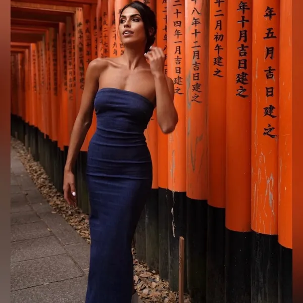 ZARA Dark Denim Strapless Raw Hem Back Slit Bodycon Tube Midi Dress‎ Size XS - Image 7