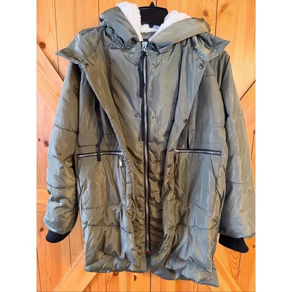 Ci Sono Green Faux Sherpa Lined Hood Puff Jacket Size Medium (6741) - Image 2