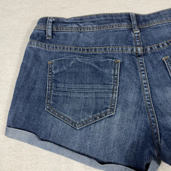Y2K‎ Women's Low Rise Shortie Denim Mini Booty Shorts Size 28/6 Summer Vacation - Image 7
