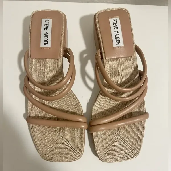 STEVE MADDEN Citizen‎ Sandal in Natural size 8 - Image 5