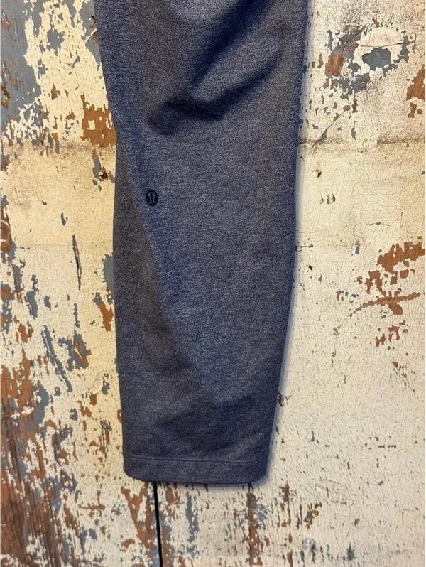Lululemon On the Fly Pants Women's size 4, Heathered Black - Image 3