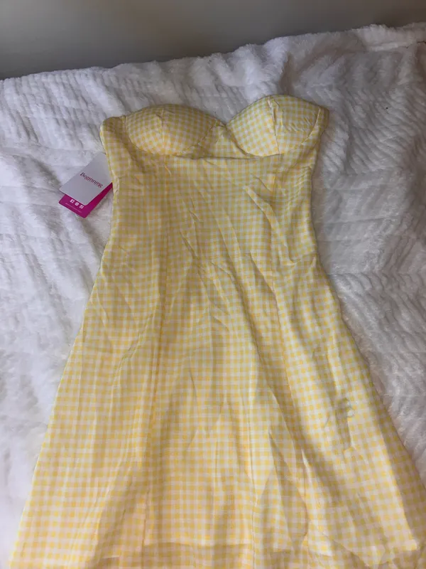 Yellow Dress Beginning Boutique - Image 4