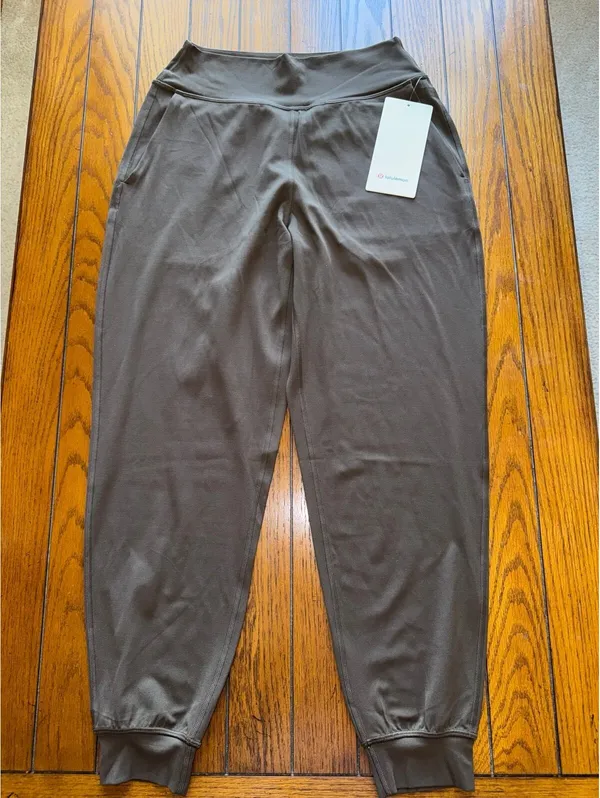 Lululemon Align Jogger High Rise 26” Walnut Crunch Size 4 NWT - Image 3
