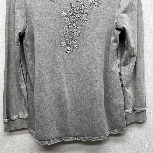 North Style Embroidered Floral Stonewash Sweater Womens Large Boho Whimsigoth - Image 4