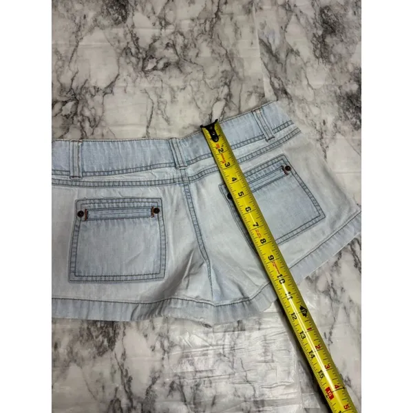 Old Navy Y2K 100% Cotton Ultra Low Rise Light Blue Denim Jean Shorts size 4 - Image 3