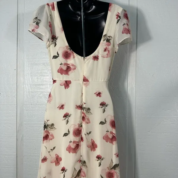 Lulus Cream Floral Flutter Sleeve Maxi Dress Size XS EUC - Image 12