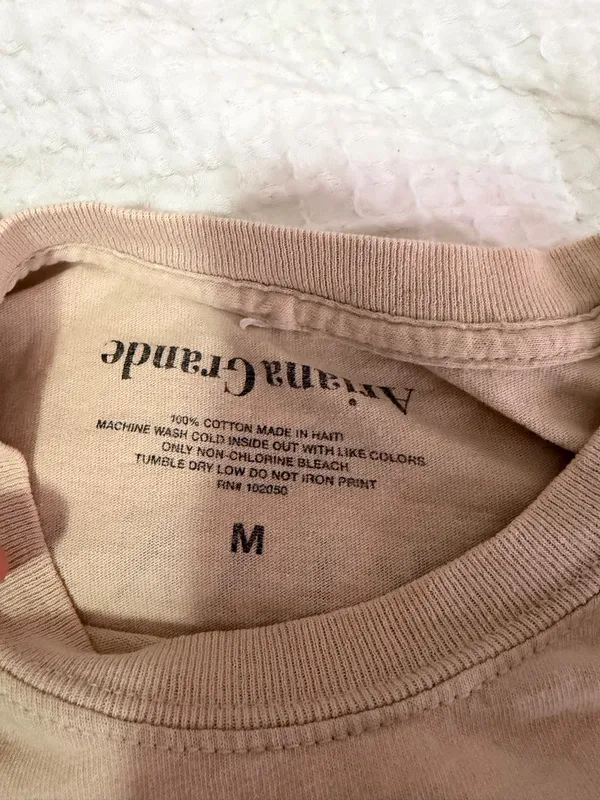 Ariana Grande Sweetener Tour Tee - Image 2