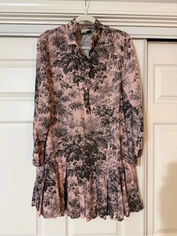 TUCKERNUCK Tate Dress in Lilac Pink Toile - Image 4