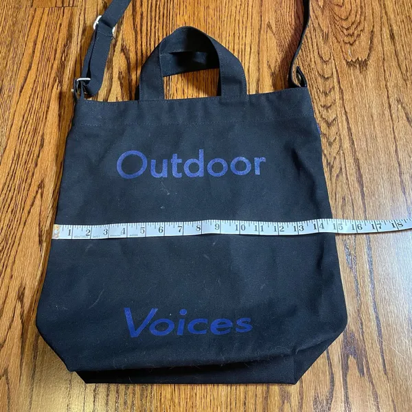 Outdoor Voices x Baggu Black Canvas Duck Bag Crossbody Totebag - Image 6