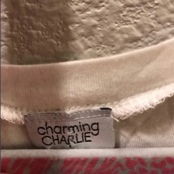 Charming Charlie Fabric Flowers Tank Top - Size: Large - Image 7