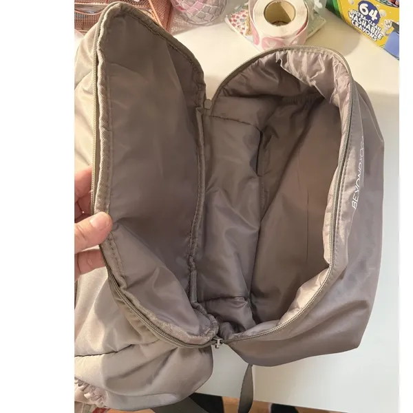 Beyond Yoga Go To Backpack Taupe Gray Nylon Gym Yoga Bag with‎ Shoe Compartment - Image 8