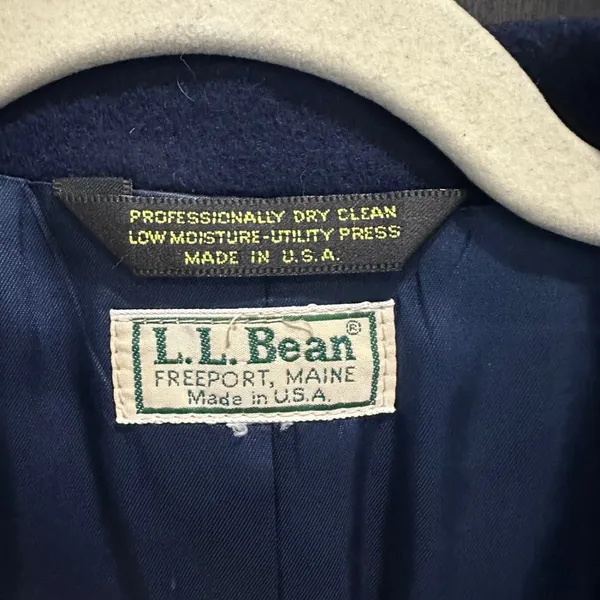 Vintage L.L. Bean Navy Wool Blazer Oversized Made in USA Classic Preppy - Image 7