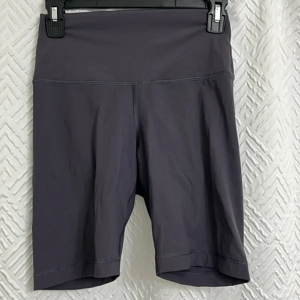 Everlane The Perform Bike Short Ink Gray Size‎ Small - Image 2