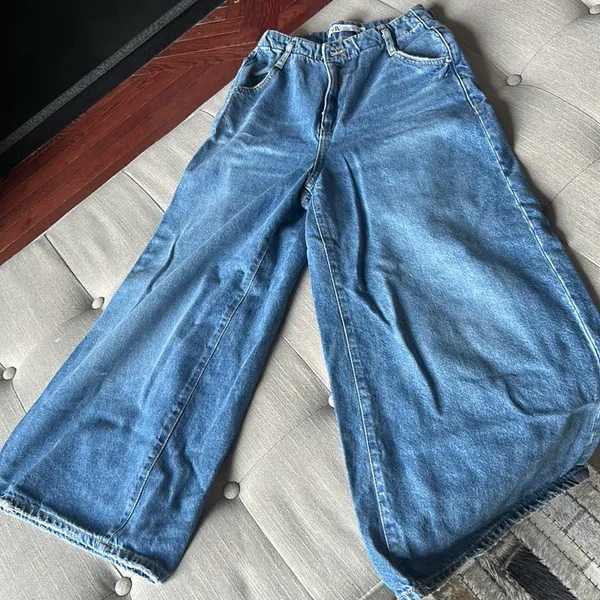 Zara Wide Leg Cropped‎ Blue Denim Jeans - Image 2