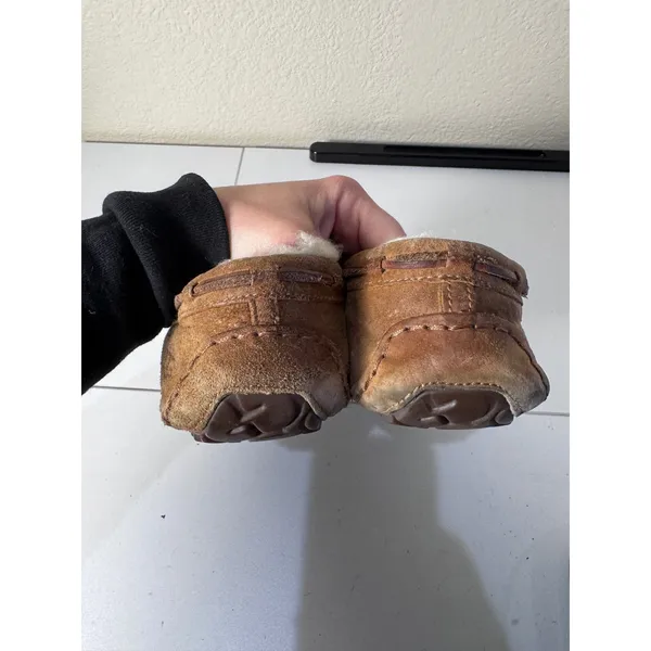 UGG Ansley Moccasin Slippers Women Size 10 Brown Suede Shearling Minimalist‎ - Image 4