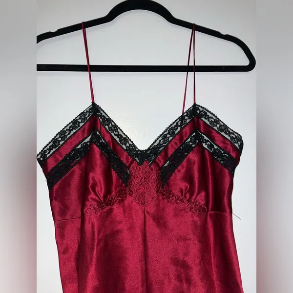 Vintage Victoria’s Secret Gold Label‎ Satin Romper Bodysuit Teddy Burgundy Lace - Image 6