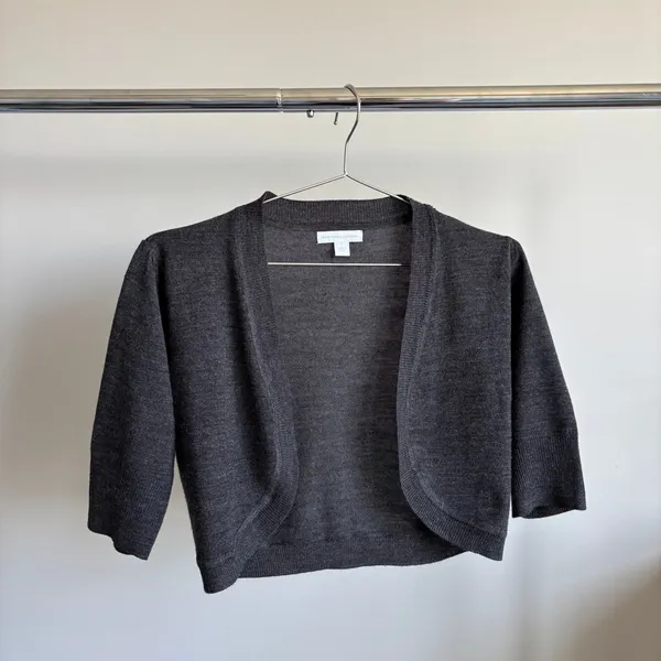 Y2K New York & Company Cropped Shrug Sweater Cozy Cardigan S Coquette Babydoll - Image 2