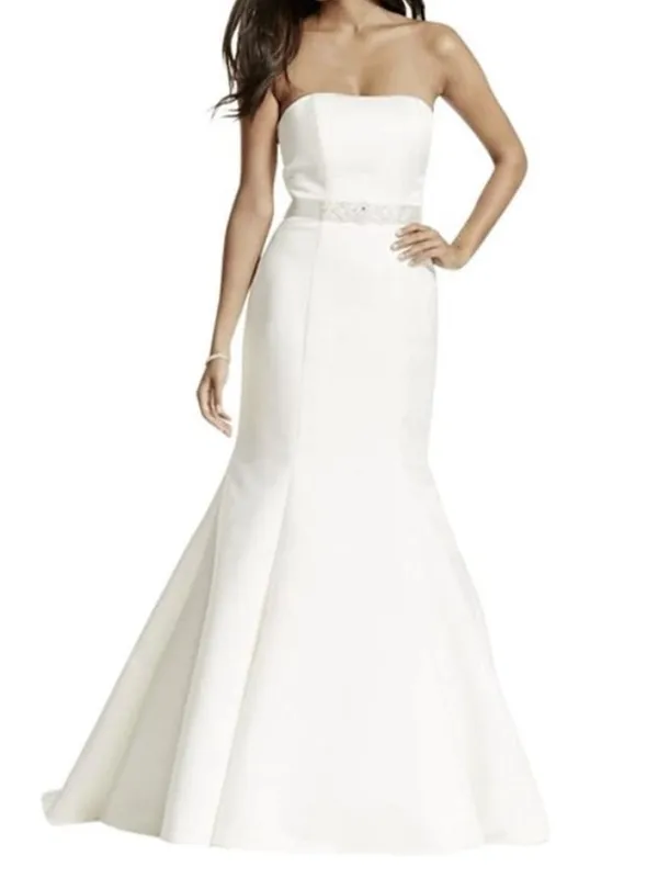 NWT David’s Bridal wedding gown - Image 3