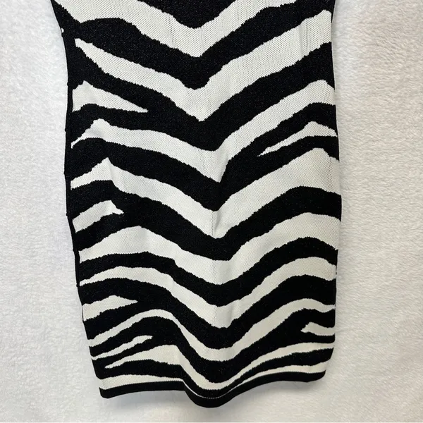Forever 21 Black & White Zebra Print Sleeveless Bodycon Dress Size M‎ - Image 3