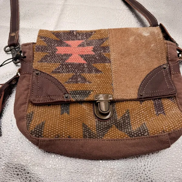Myra Bag Whicky-Wacky Messenger Bag Womens OS Brown NEW S-2045 Southwestern Rug - Image 4