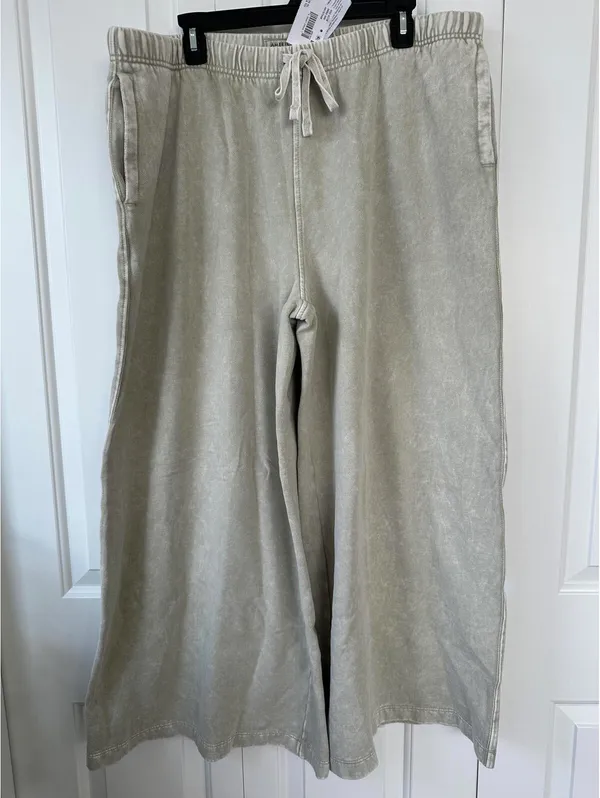 AE Everyday Luxe Wide-Leg Sweatpant American Eagle NWT Green XL - Image 5
