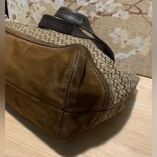 Coach Soho Tote/Shoulder Bag Jacquard Signature Brown Suede - Vintage - Image 11