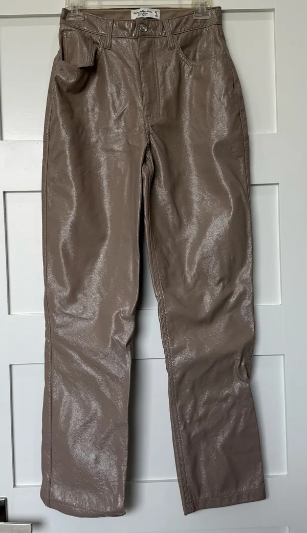 Abercrombie & Fitch 90s Straight Ultra High Rise Leather Pants - Image 3
