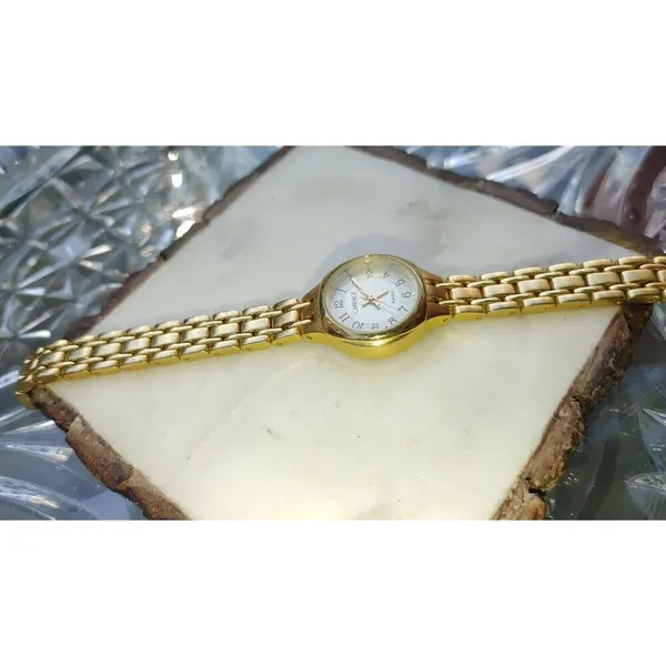Carriage Timex Quartz Ladies Gold-Tone Watch Chain-Link Bracelet - Image 6