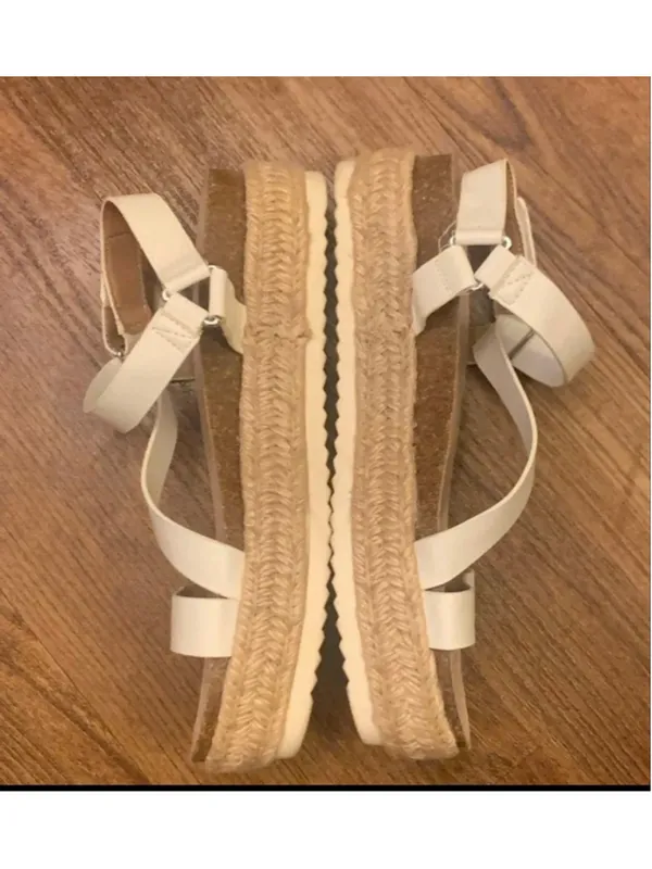 DV Dolce Vida Iman Platform Sandals 8.5 Cream - Image 4