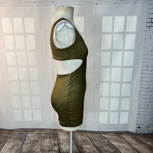 🔥5 for $25🔥 Bebe gold cutout mini bodycon cocktail party dress size XS - Image 4