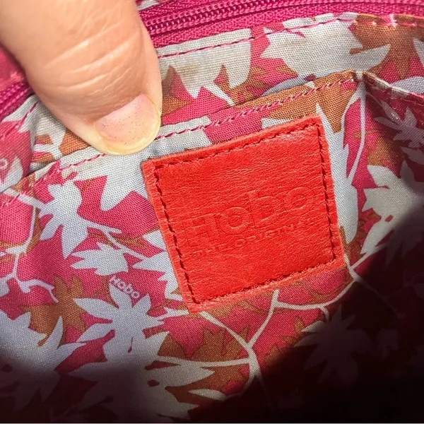 HOBO red‎ leather crossbody bag small size - Image 9