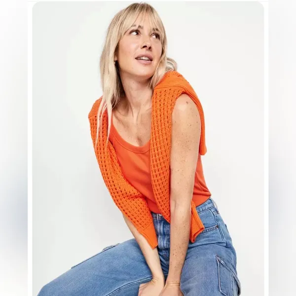 Old Navy Women’s Size S Fitted Ribbed Tank Top Sunset Orange Cami Layering Basic - Image 5