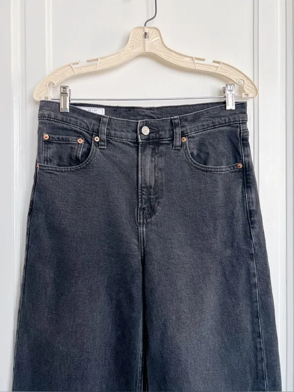 GAP • High Rise Stride Wide-Leg Jeans in Washed Black trouser regular inseam - Image 5